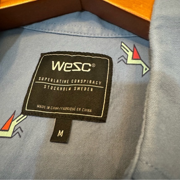 WeSC 🦜 Bird Print LS Button Down Shirt - Picture 5 of 9